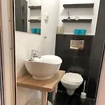 Little Charm On Euforiei * Bukurešť