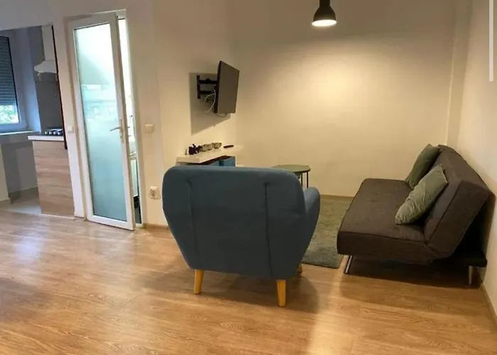 Little Charm On Euforiei * Bucureşti