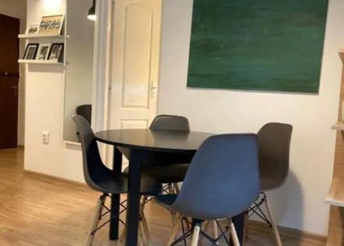 Little Charm On Euforiei Bucureşti